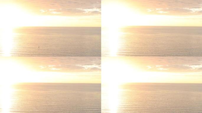 宁静大海上的日落之光，凸起的视角