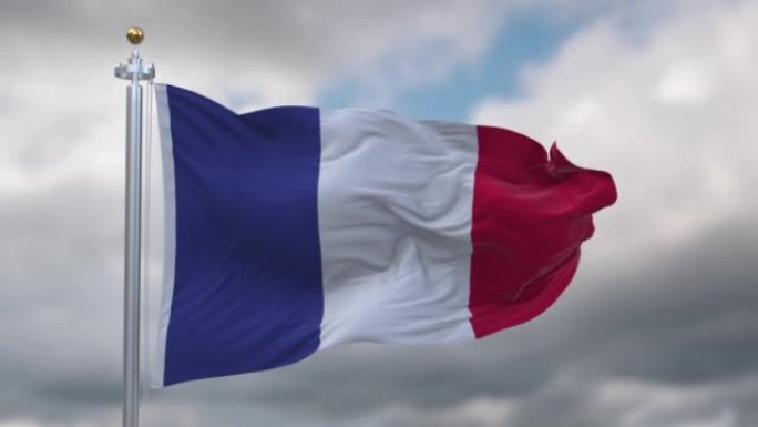多云的天空下的法国国旗