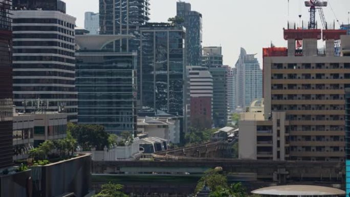 晴天曼谷市市中心交通街地铁线十字路口屋顶全景4k延时泰国