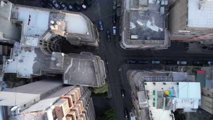 空中无人机俯视贝鲁特繁忙的街道和高楼