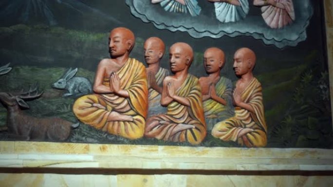 佛寺墙壁上的一幅画与佛陀及其到来和生活的历史