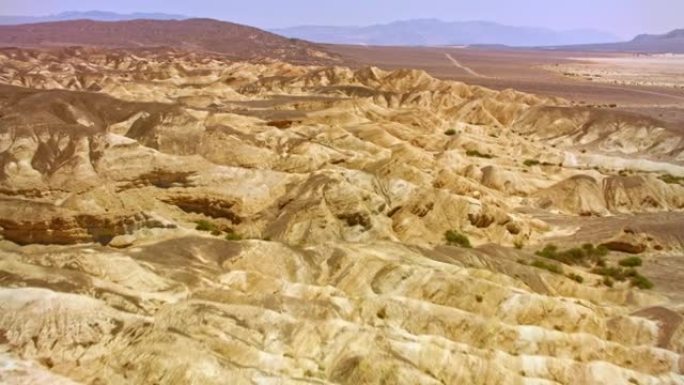 内华达州沙漠中的空中岩石景观