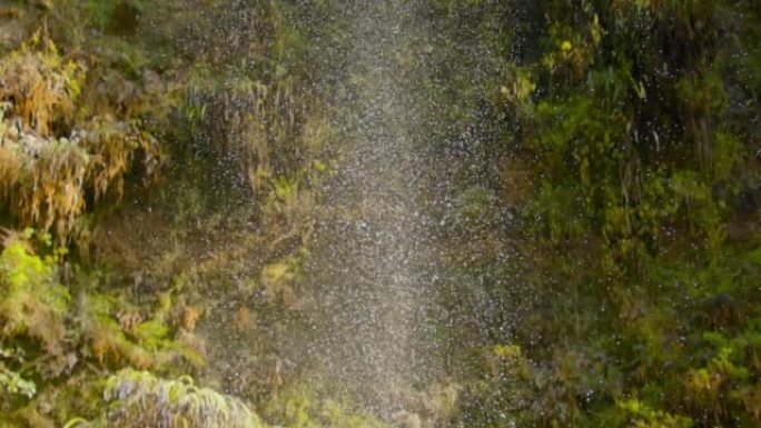 智利南部卡斯卡达斯的瀑布