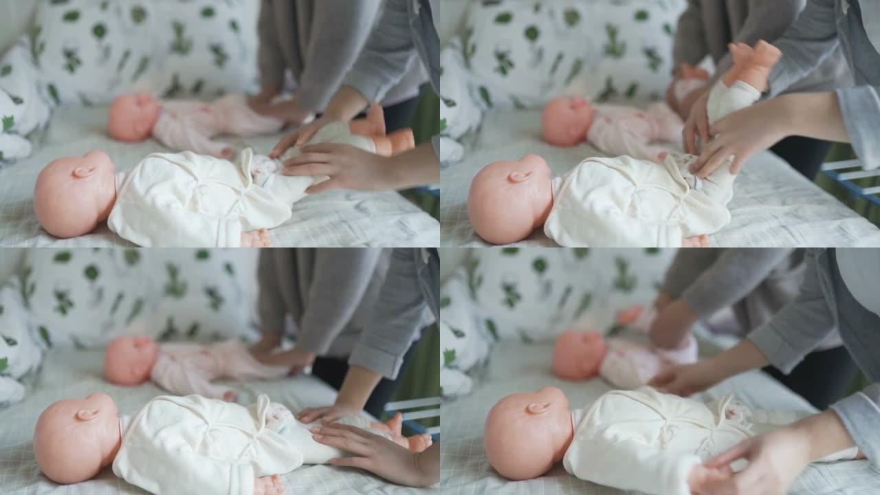 护士教新妈妈如何锻炼婴儿