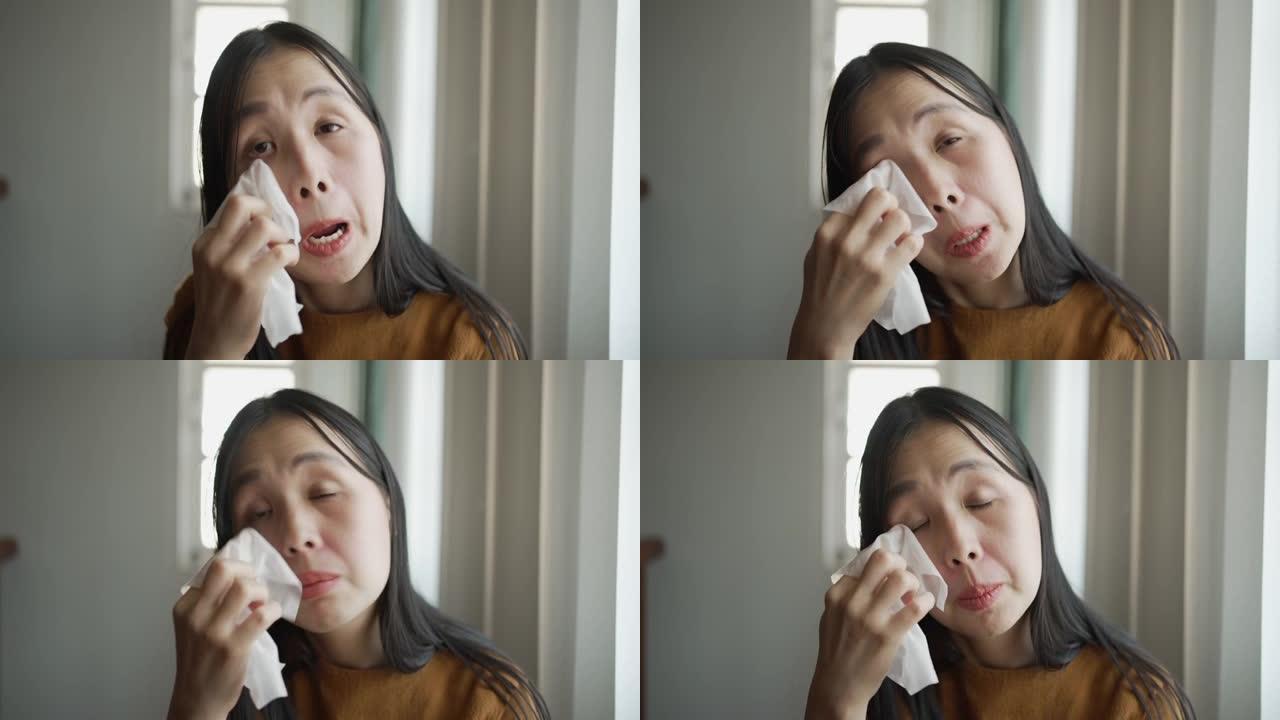 CC-水巾-AtHomeVIDEO: 女人用湿巾卸妆