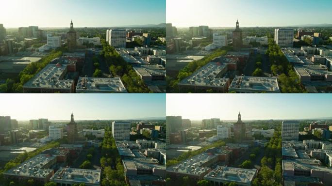 加利福尼亚州圣何塞市中心的房屋和企业的右移动鸟瞰图