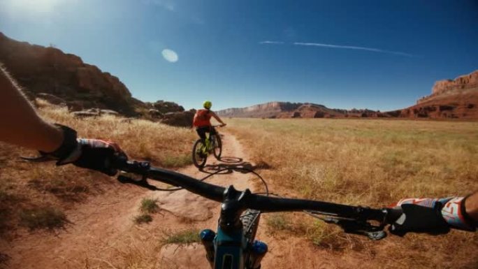 在美国西南旅行: 犹他州摩押的POV山地自行车