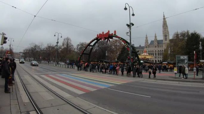 维也纳Rathausplatz的圣诞市场。