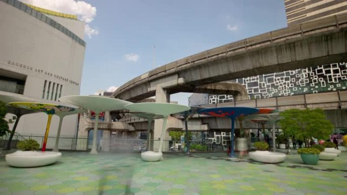 日光曼谷市中心著名步行方桥交通全景4k延时泰国