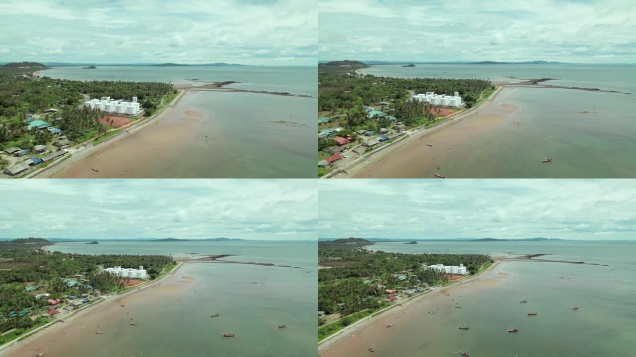 鸟瞰图: 热带海岸线和生活方式，在泰国昌丰奥通萨昂湾的Pha Daeng的带有农业农场和渔业的油罐