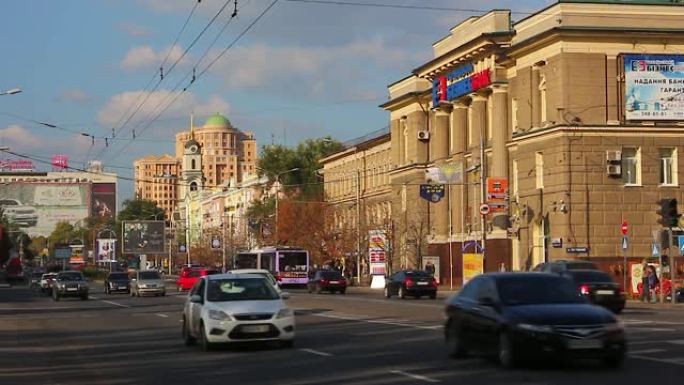 乌克兰顿涅茨克阿尔特纳街城市交通