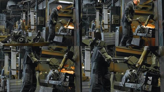 DS男工人在铸造厂生产金属铸件