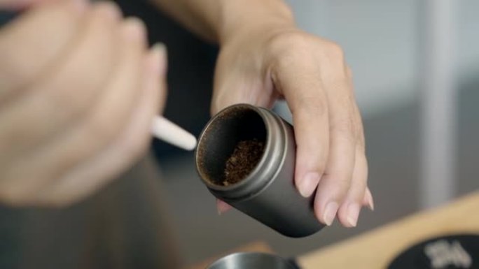 4k慢速morion，滴咖啡过程特写。
