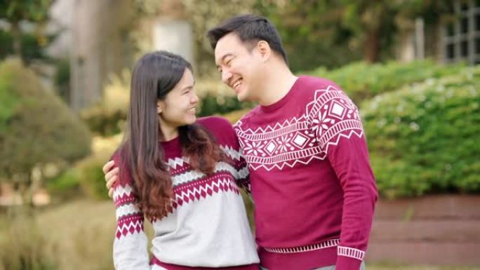 亚洲男女夫妇假日欢度圣诞佳节