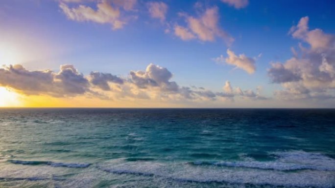 浪漫的海滨日落，尤卡坦半岛，墨西哥
