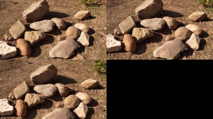 在大自然中展示一堆壁炉石