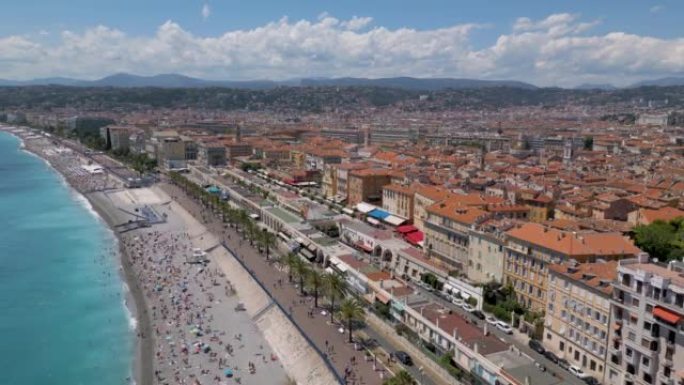 法国尼斯英国走道 (Promenade des Anglais) 和海滩的空中拍摄