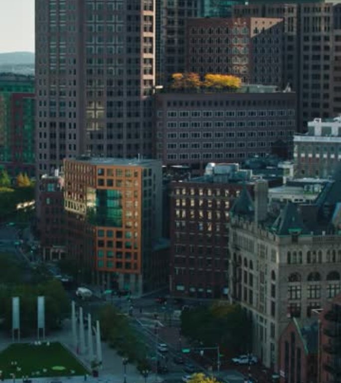 马萨诸塞州波士顿的Rose Kennedy Greenway的垂直鸟瞰图
