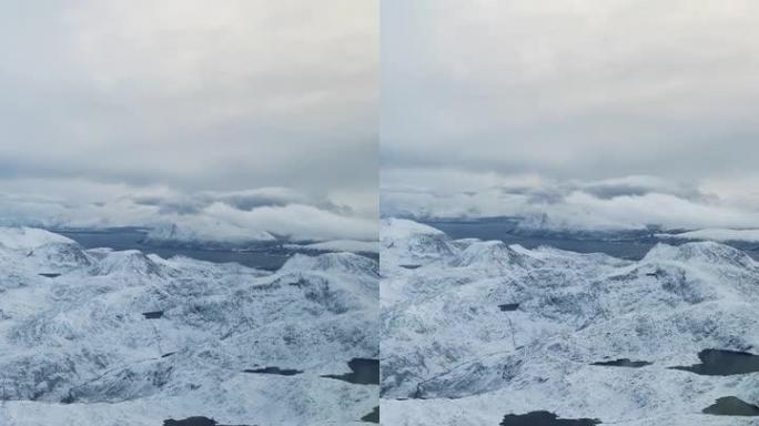 从飞机上看到挪威冬季的乘客