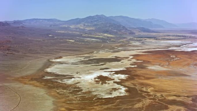 加利福尼亚州死亡谷Badwater盆地的空中盐滩