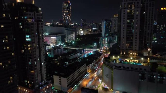 夜间照明曼谷市市区街道交通空中全景4k泰国