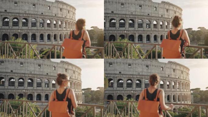 体育馆在罗马的旅游女人: 意大利的假期