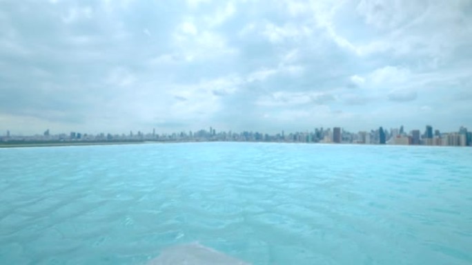 泰国曼谷屋顶游泳池