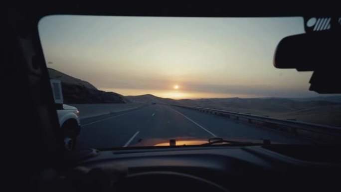 美国户外的暑假: 驾驶加州的高速公路