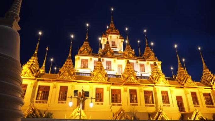 Wat Ratchanatda Temple，Loha Prasat，金色金属多顶