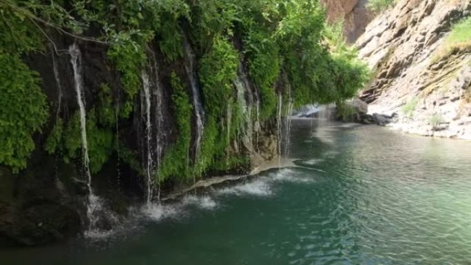 卡瓦尔瀑布无人机视频，哈卡里土耳其