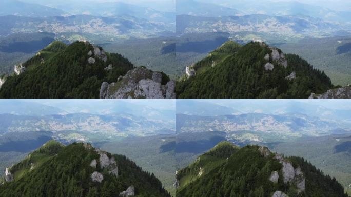 罗马尼亚绿色落基山脉的鸟瞰图