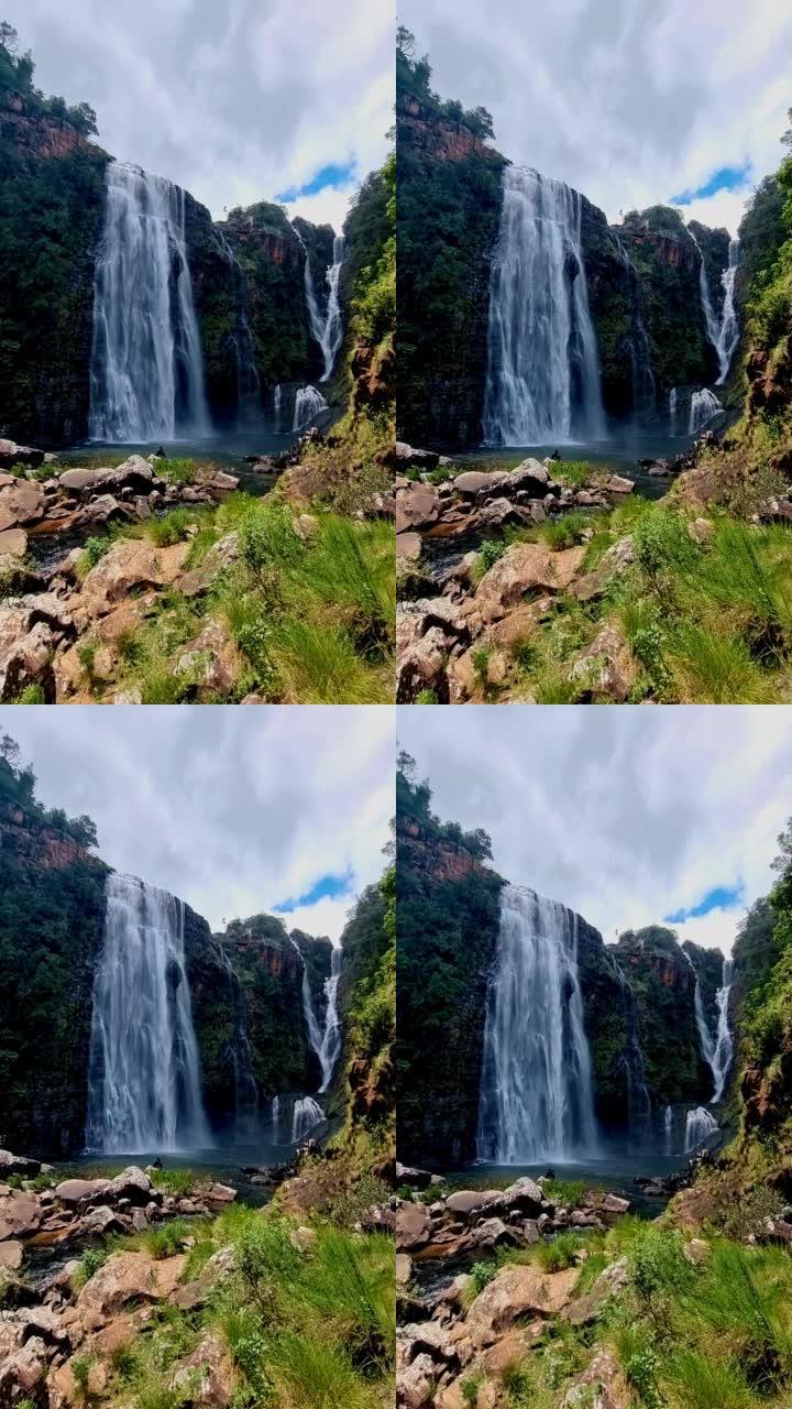全景路线南非里斯本瀑布，南非里斯本瀑布，里斯本瀑布是南非姆普马兰加省最高的瀑布。