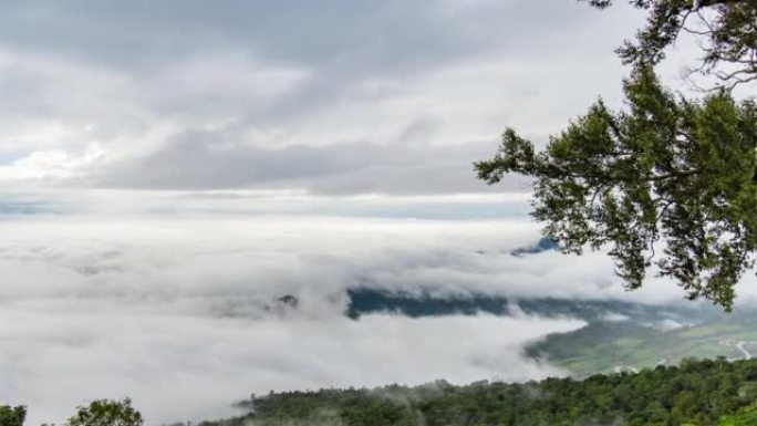 带有雾的主题山峰，延时视频