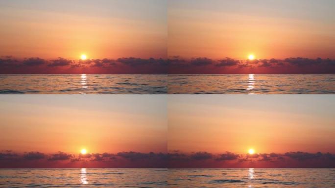 从海洋可以看到奇妙的日落景色。旅游概念。风景如画的地方。