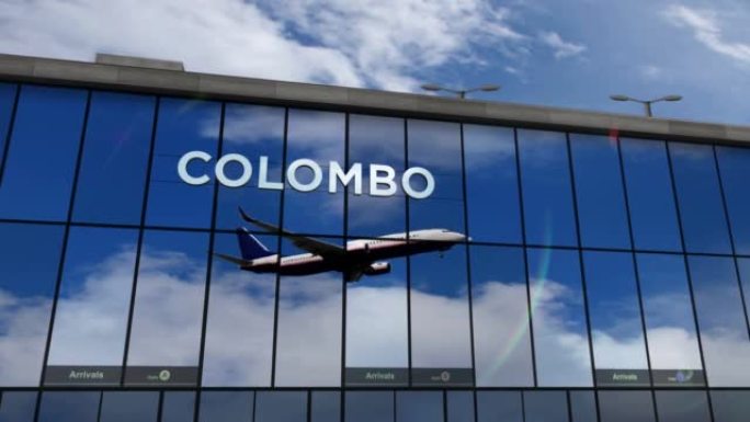 飞机降落在斯里兰卡的科伦坡机场，在航站楼中镜像