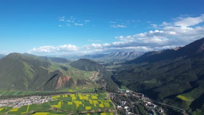 青海省祁连国空中平移卓尔山