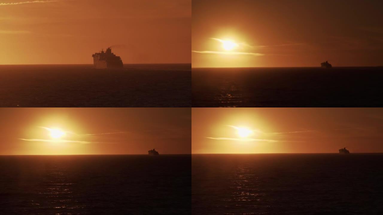 在斯卡格拉克海峡日落金色航行的渡轮