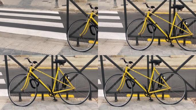 街上的黄色自行车