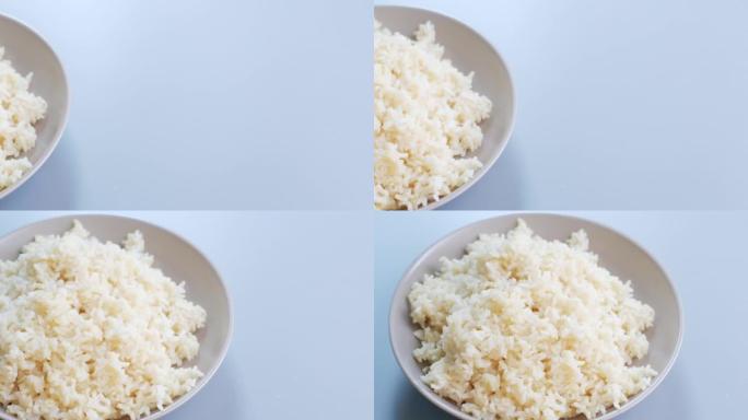 碗里的糙花米饭