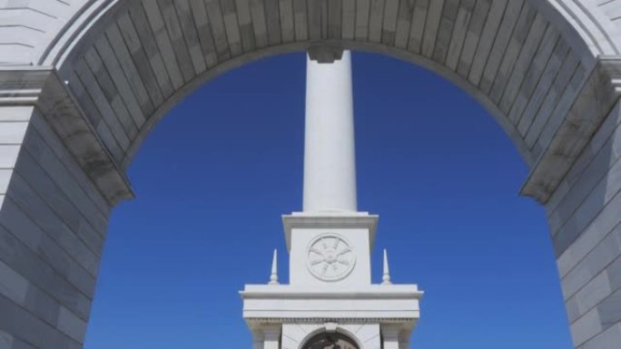 努尔苏丹中心的哈萨克人纪念碑