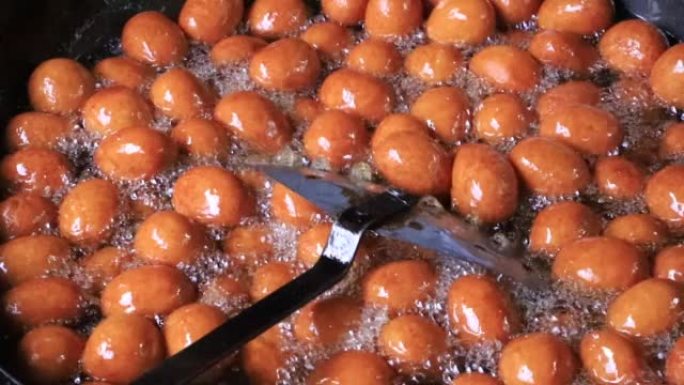 红甜Rosogolla Gulab Jamun是孟加拉国的传统食物