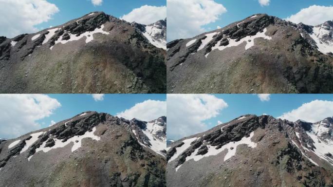北高加索切get山风景如画的山峰的空中特写。令人叹为观止的夏季景观