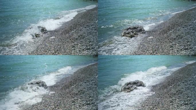 黑色海石制成的圆形鹅卵石