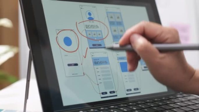 在数字触摸屏笔记本电脑上近距离绘制ux ui设计移动设计