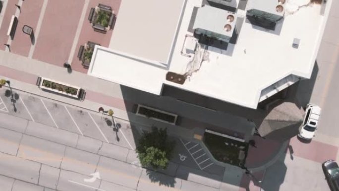 空中无人机镜头直视主要街道