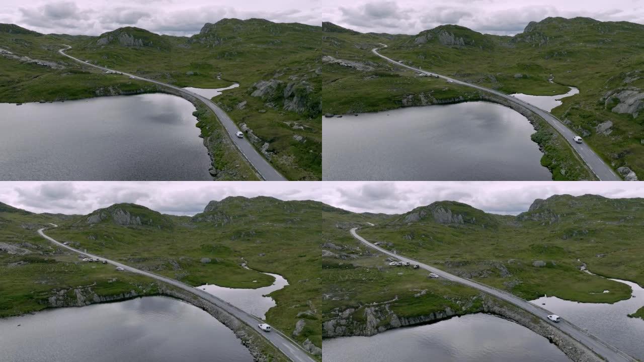 穿越挪威高地的公路风景鸟瞰图