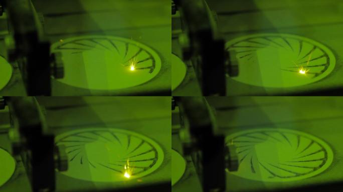 选择性激光熔化: 增材制造金属3D打印机打印模型