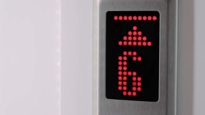 数字电梯显示屏显示楼层编号-电梯上升: 特写