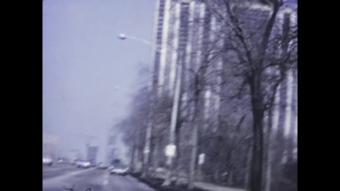 美国1971，开车时看到芝加哥摩天大楼