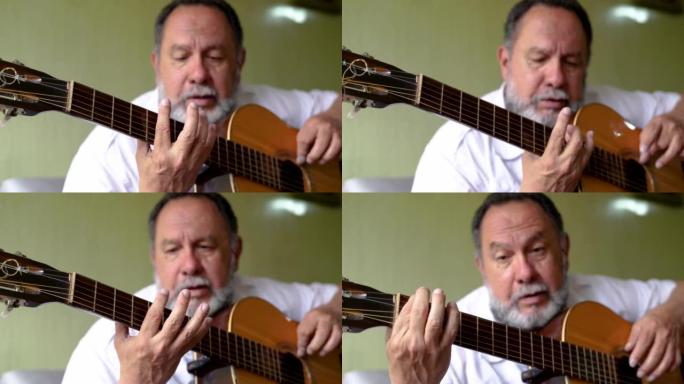 老人学弹吉他带视频教程